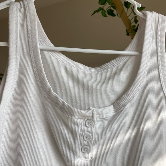 White Ribbed Button-Front Tank Top - Picture 3 of 6